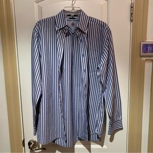 TOMMY HILFIGER. Blue/White Striped Shirt. Long Sleeves. Size M.
